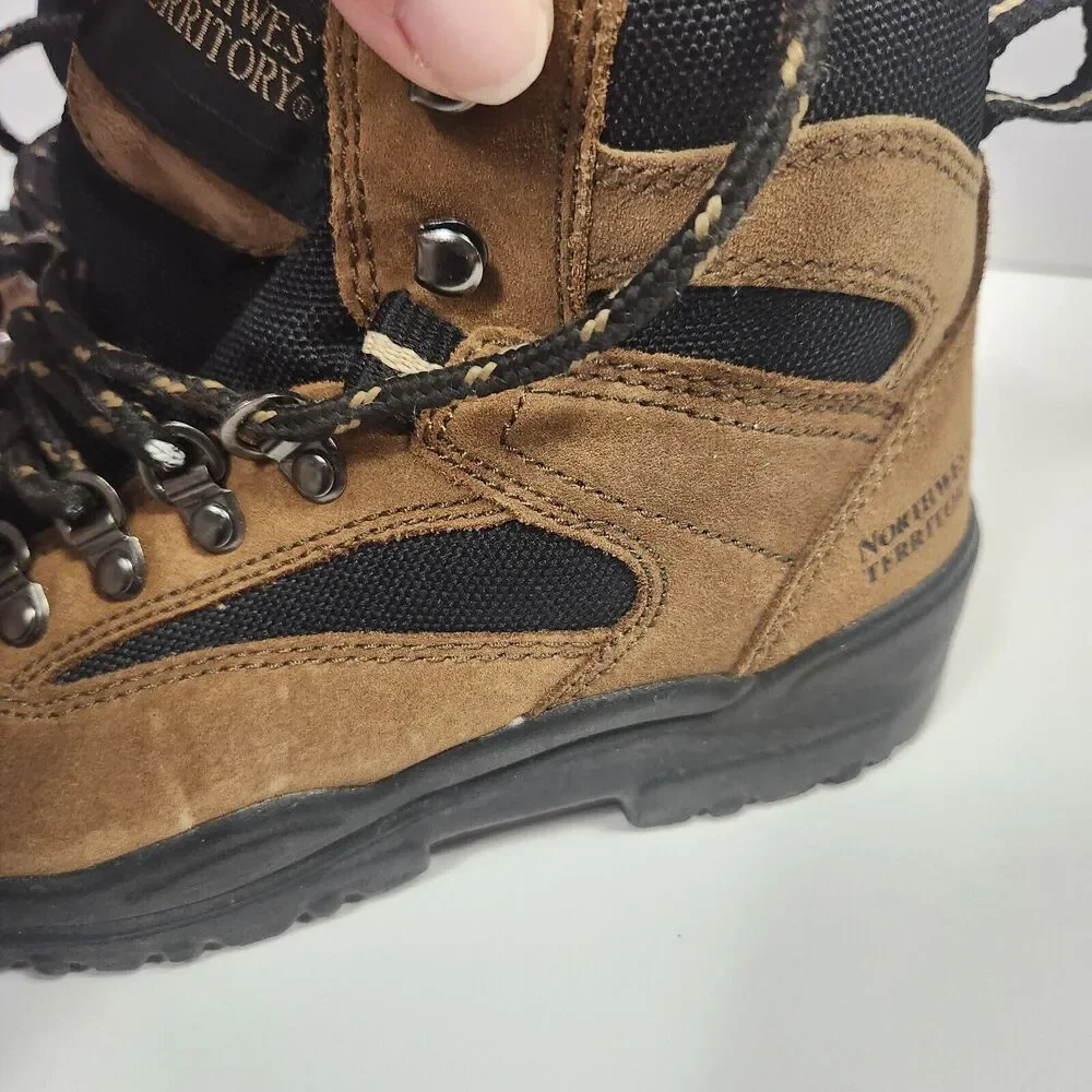 Northwest Territory Hiking Boots Size 3.5 Good Condition